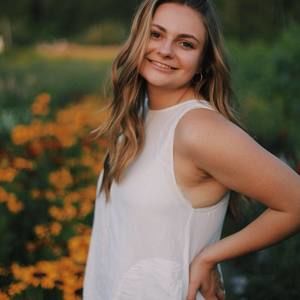 Meet your Posher, Gabby